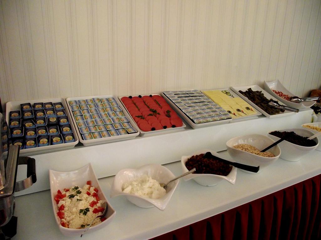 Akman Hotel 库萨达斯 外观 照片