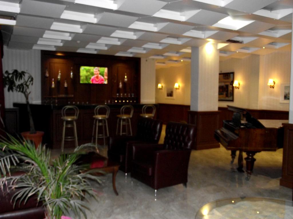 Akman Hotel 库萨达斯 外观 照片