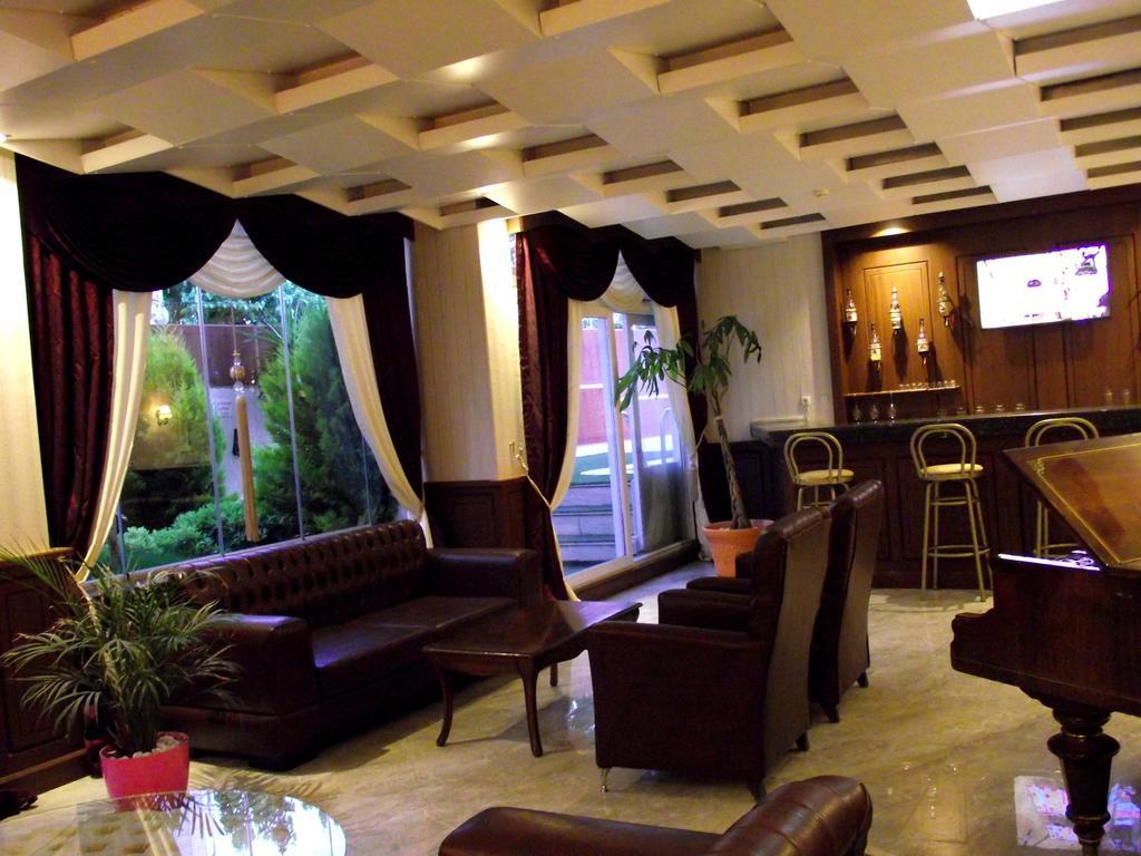 Akman Hotel 库萨达斯 外观 照片