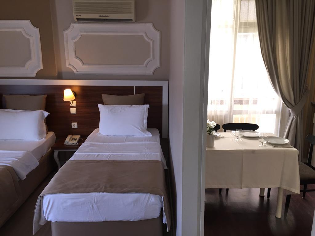 Akman Hotel 库萨达斯 客房 照片