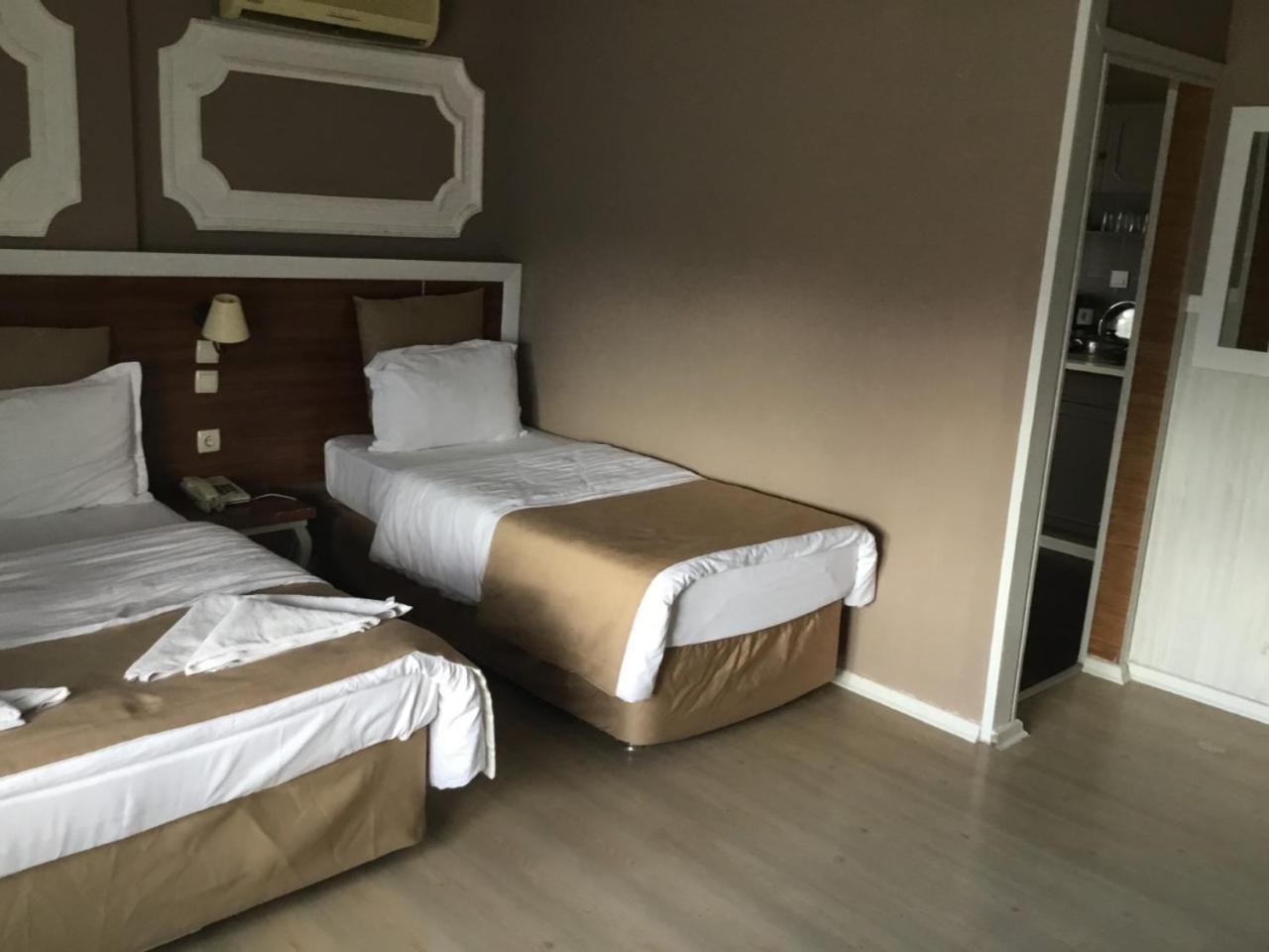 Akman Hotel 库萨达斯 外观 照片